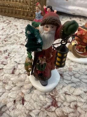 Dept 56 Heritage Village 1997 “Father Christmas’s Journey”